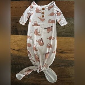 Caden Lane sloth knotted gown